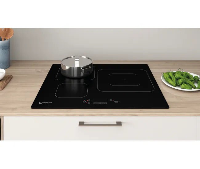 Placa de Inducción Indesit 60cm 3 Zonas Negra